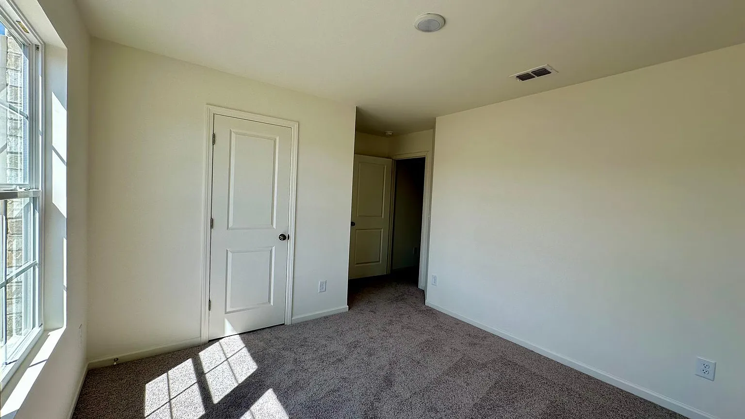 427 Cannon Point Dr thumbnail 20