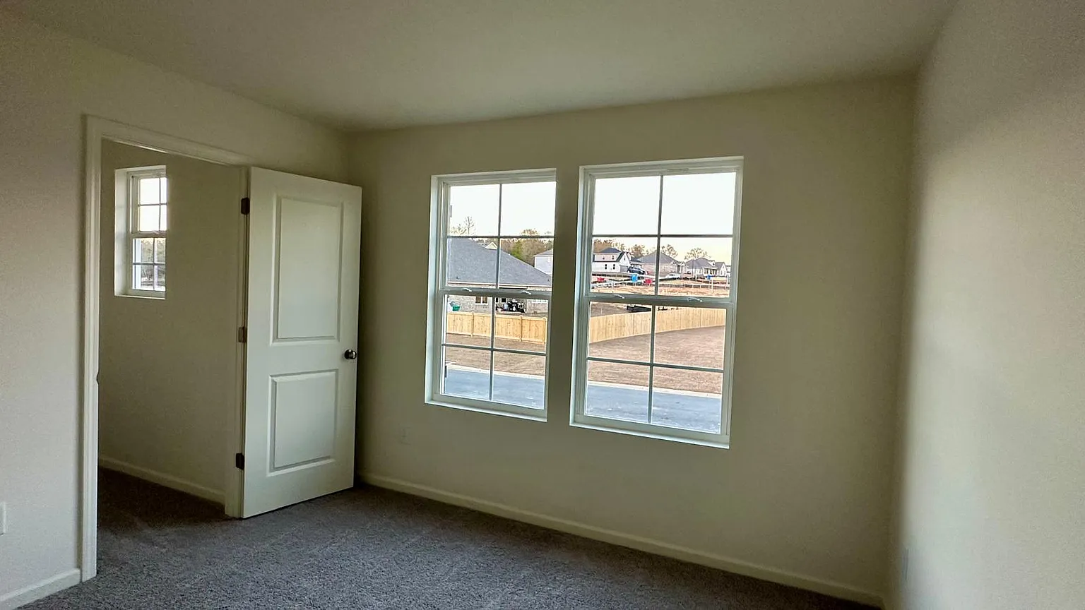 427 Cannon Point Dr thumbnail 15