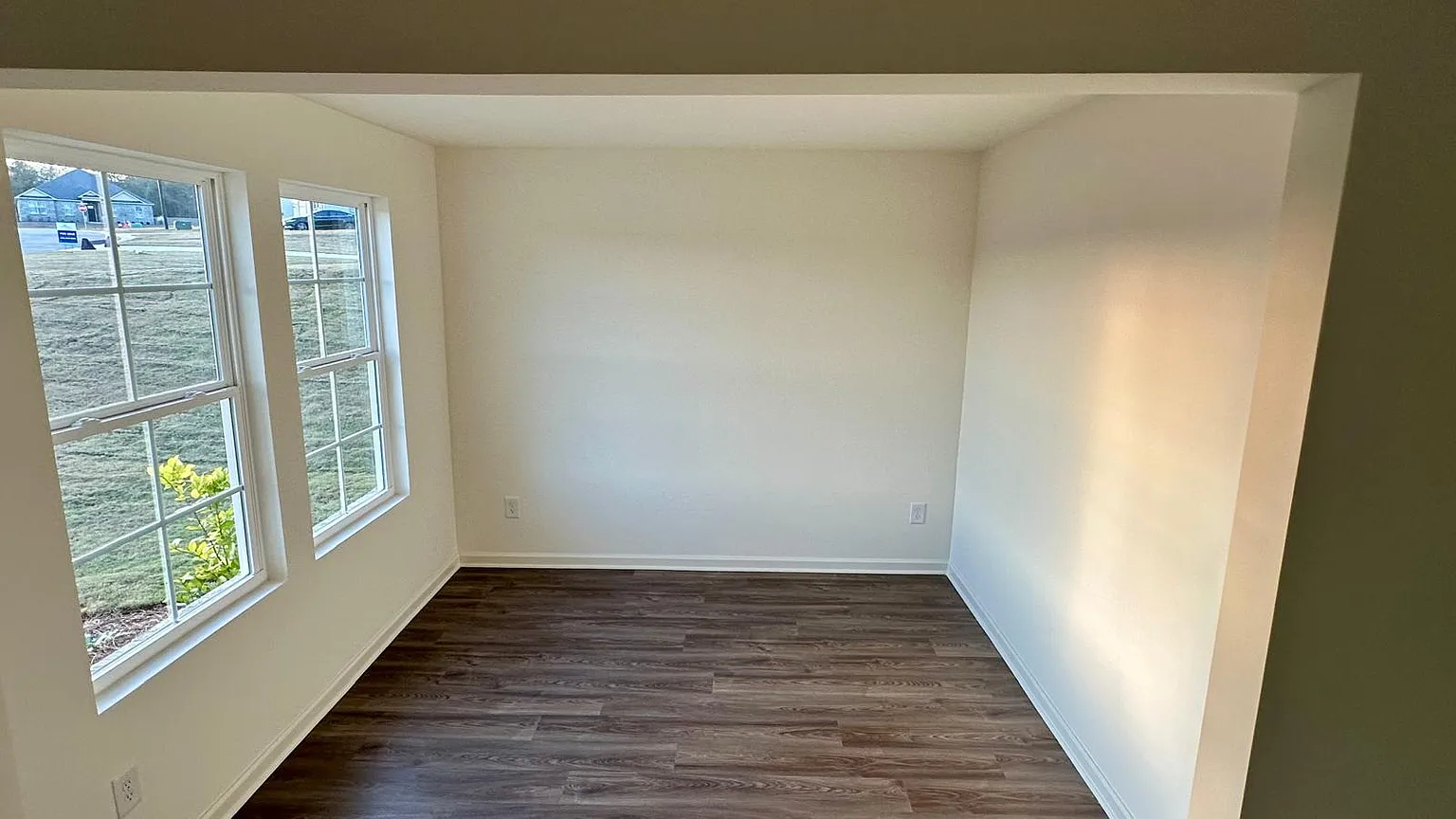 512 Liberty Hall Dr thumbnail 34