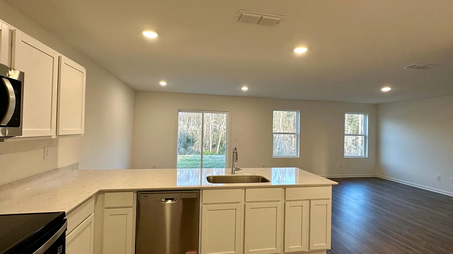 512 Liberty Hall Dr thumbnail 36