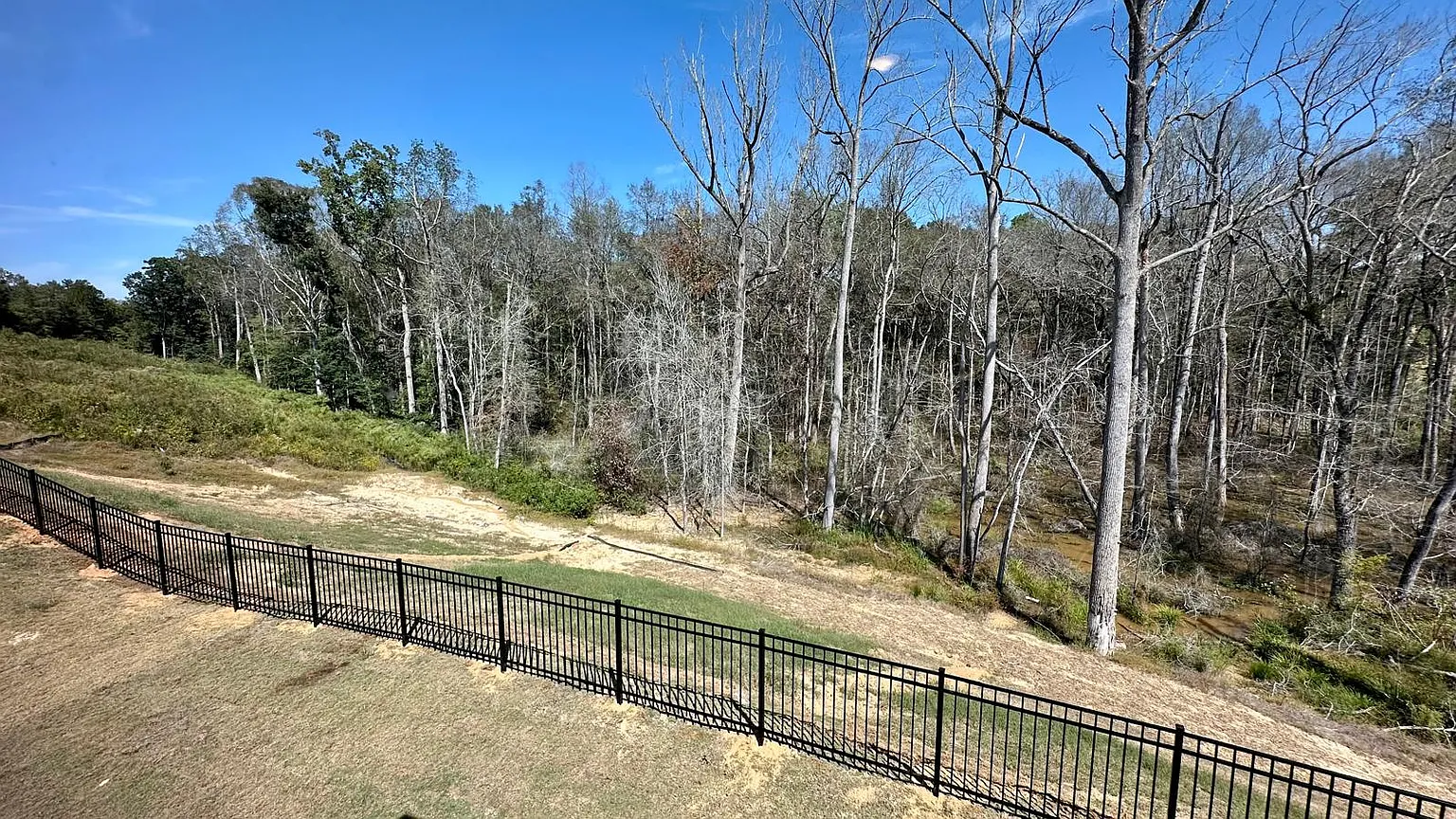 310 Gazebo Dr thumbnail 2