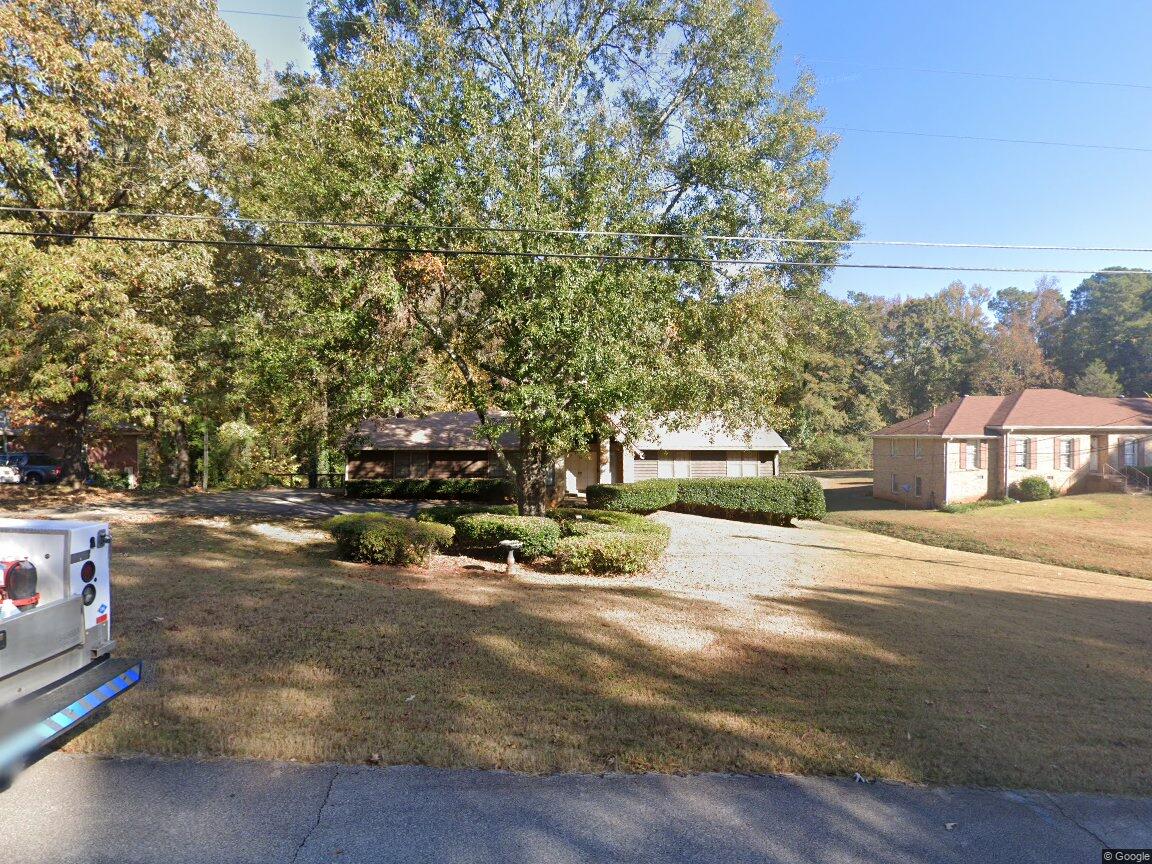 1655 Colonial South SW exterior view