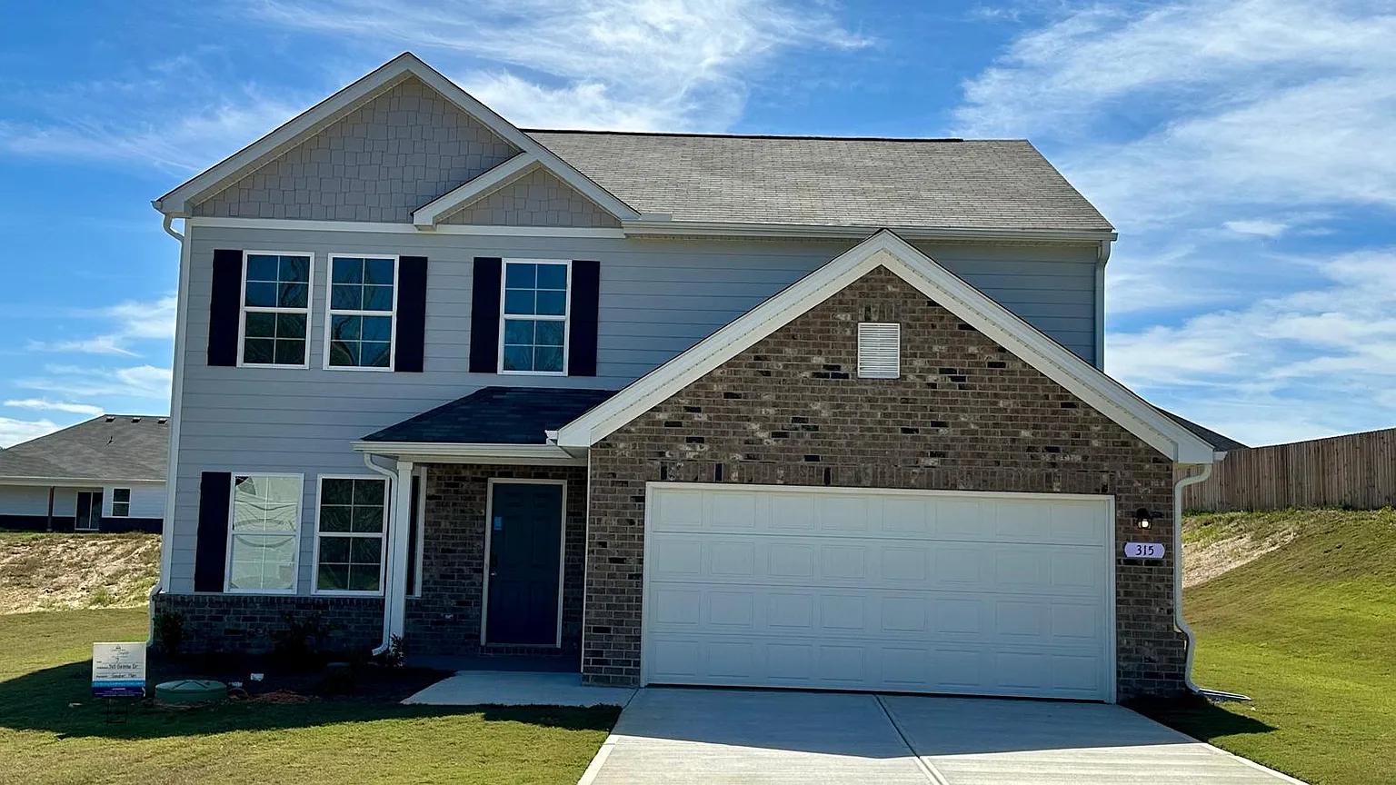 315 Gazebo Dr thumbnail 2