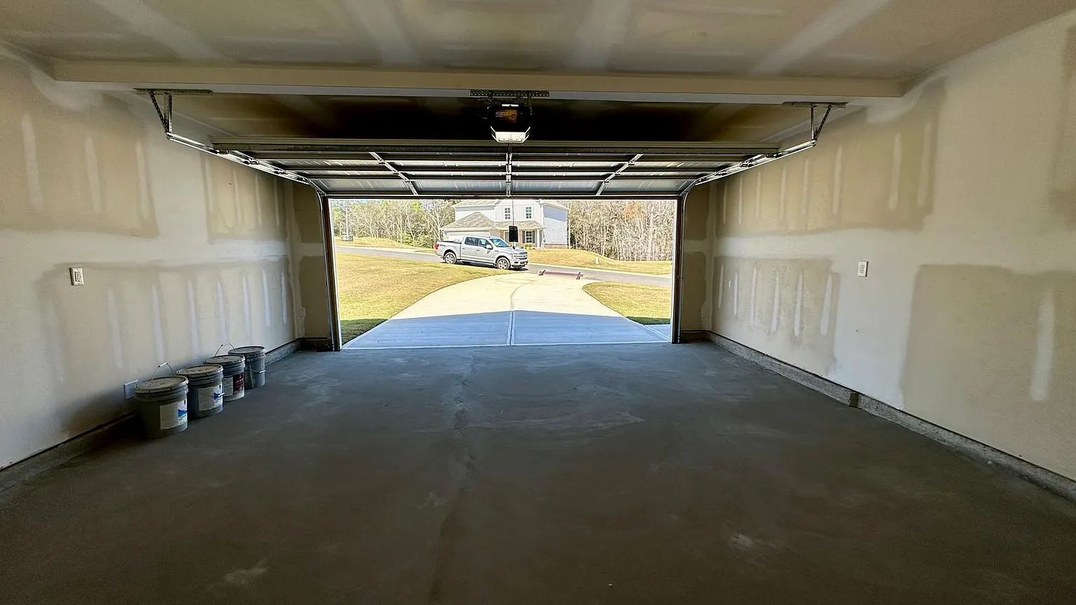 512 Liberty Hall Dr thumbnail 10